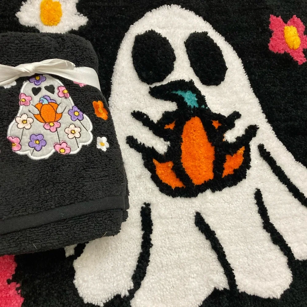 Hippie Ghost With Flowers Betsey Johnson Halloween Shower Bath Mat + Hand Towels